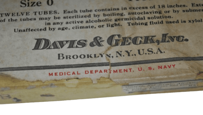 KIT DE SUTURE MEDICAL DEPARTMENT US NAVY 