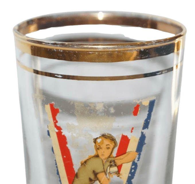 VERRE VICTORY BOMB SQUAD PIN-UP 1942
