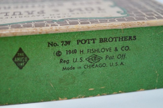 BOITE HUMORISTIQUE "POTT BROTHERS" 1940