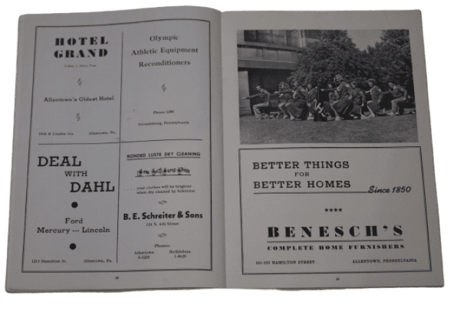 PROGRAMME SOUVENIR FOOTBALL AMERICAIN 1944