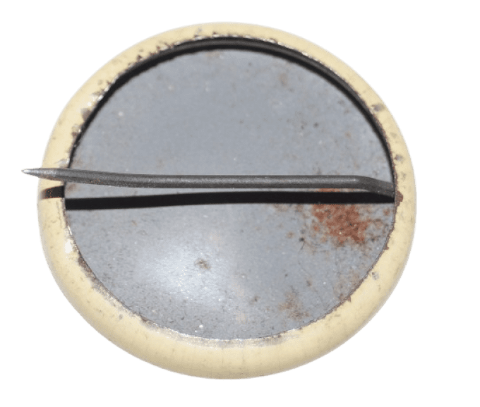 BADGE PATRIOTIQUE A EPINGLE CHANCELIER ALLEMAND 