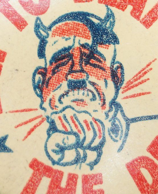 BADGE PATRIOTIQUE A EPINGLE CHANCELIER ALLEMAND 