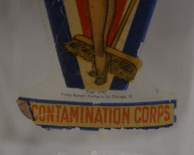 VERRE VICTORY CONTAMINATION CORPS PIN-UP 1942 