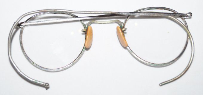 LUNETTES DE VUE S/SGT LAURENCE BUTLIN 