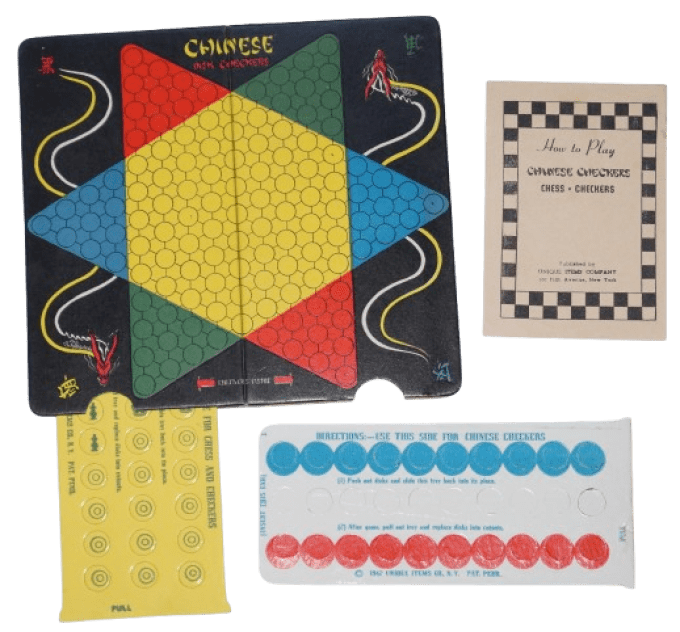 JEU DE POCHE ECHECS ET DAMES 1942