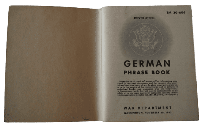 MANUEL GERMAN PHRASE BOOK 1943