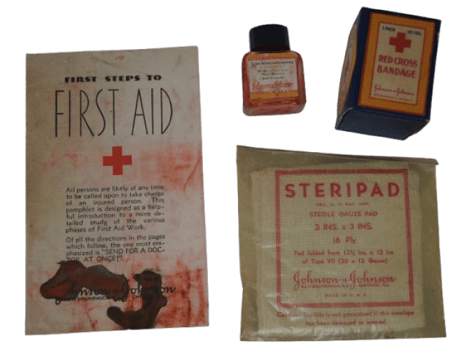 FIRST AID KIT JOHNSON & JOHNSON WARTIME CONTAINER