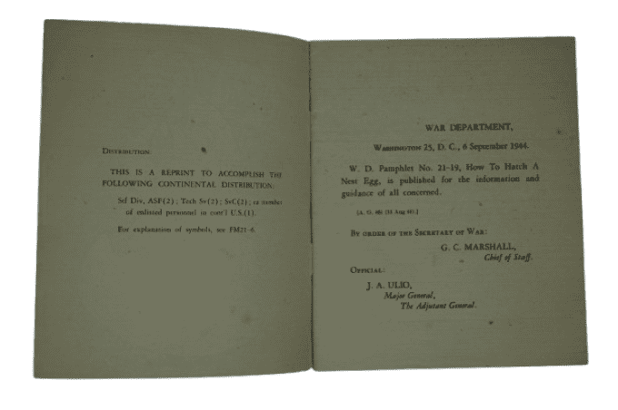 LIVRET "HOW TO HATCH A NEST EGG" WAR DEPARTMENT 1944