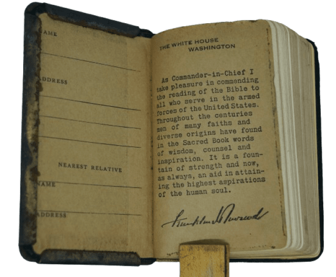 NOUVEAU TESTAMENT COUVERTURE METAL PARE ECLATS