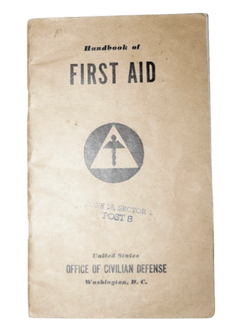 MANUEL MEDICAL FIRST AID 1941
