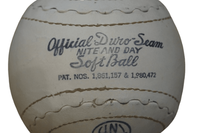 BALLE SOFTBALL SPALDING 