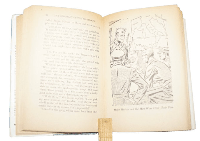 LIVRE PARATROOPS 1944 AIRBORNE 