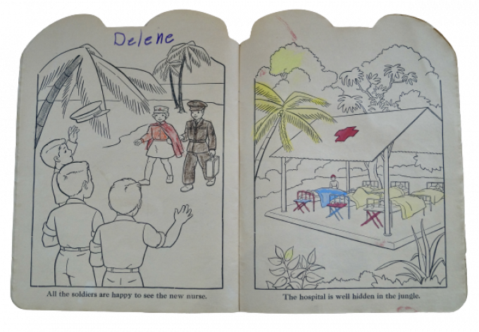 LIVRE COLORIAGE "GIRLS IN SERVICE" 1943